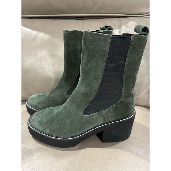 NINE WEST Dolea Chelsea Lug Sole Suede Platform Boots - Picture 4 of 8